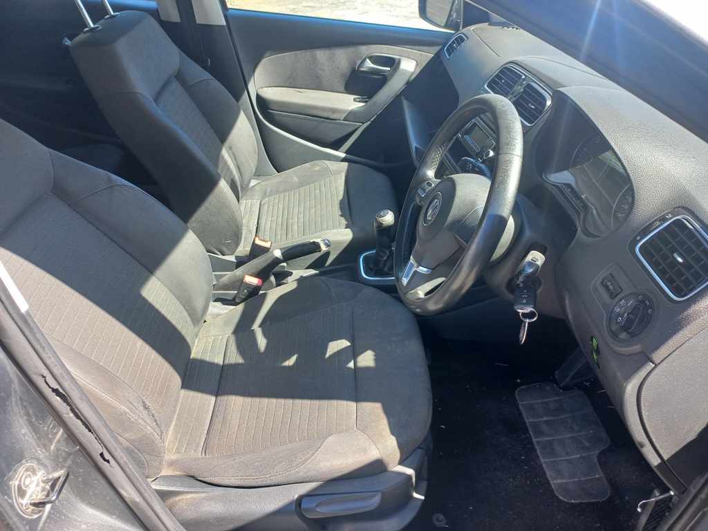 2011 VW Polo 1.6 TDI thumbnail 8