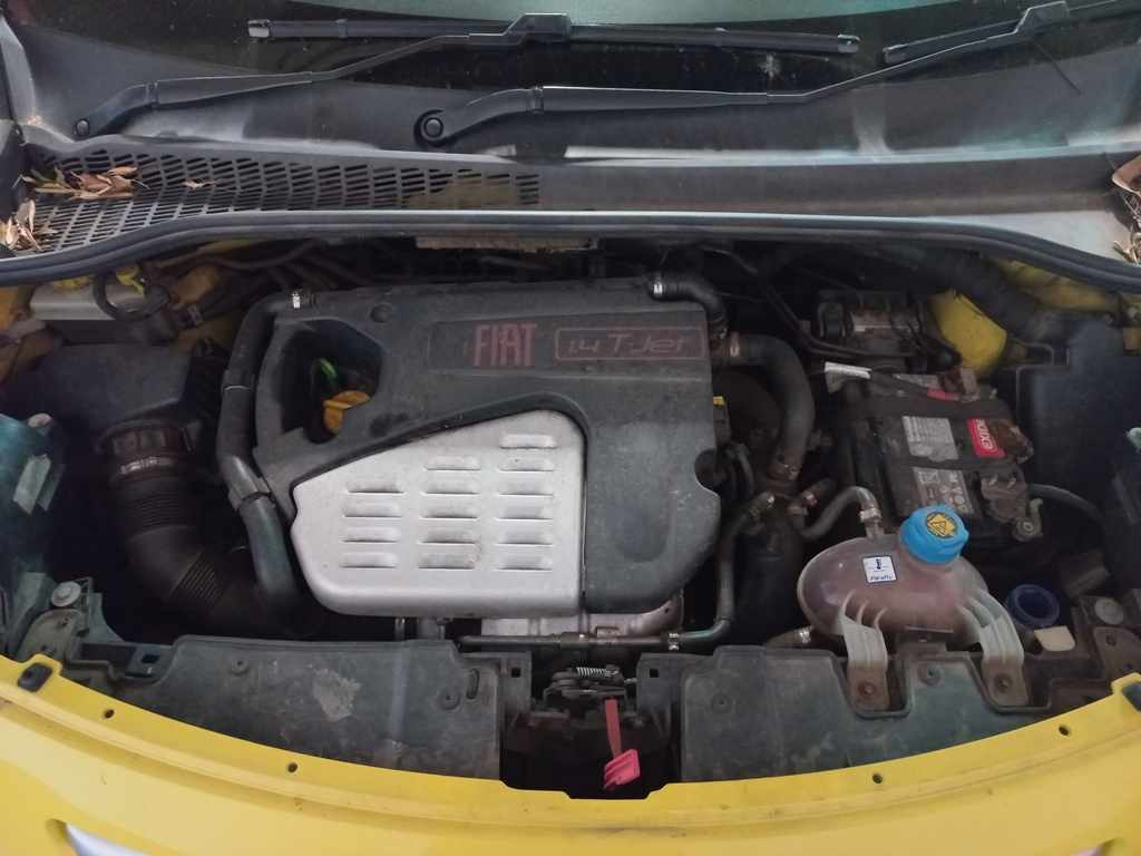 2016 Fiat 500 L 1.4 thumbnail 9