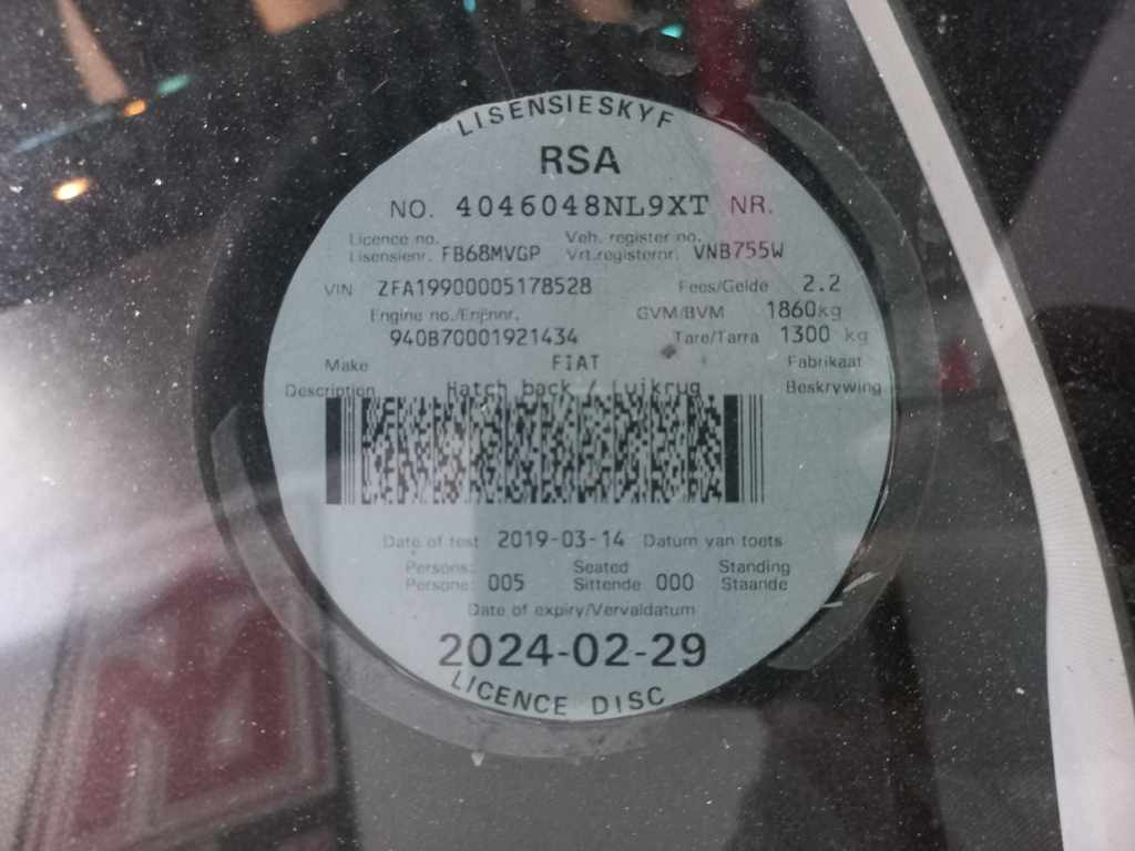 2016 Fiat 500 L 1.4 thumbnail 10