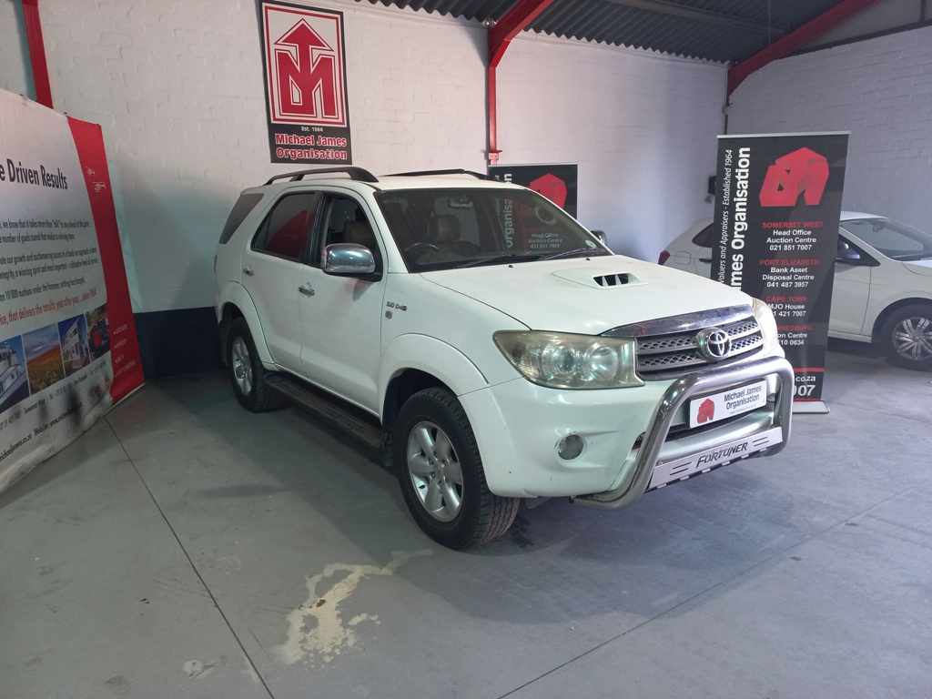 2009 Toyota Fortuner 3.0 D-4D 4X4 thumbnail 3