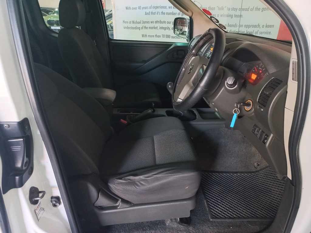 2013 Nissan Navara 2.5 dCi K/CAB P/U S/C thumbnail 7