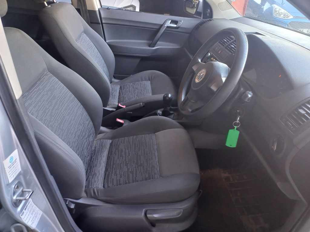2016 VW Polo Vivo 1.4 thumbnail 7