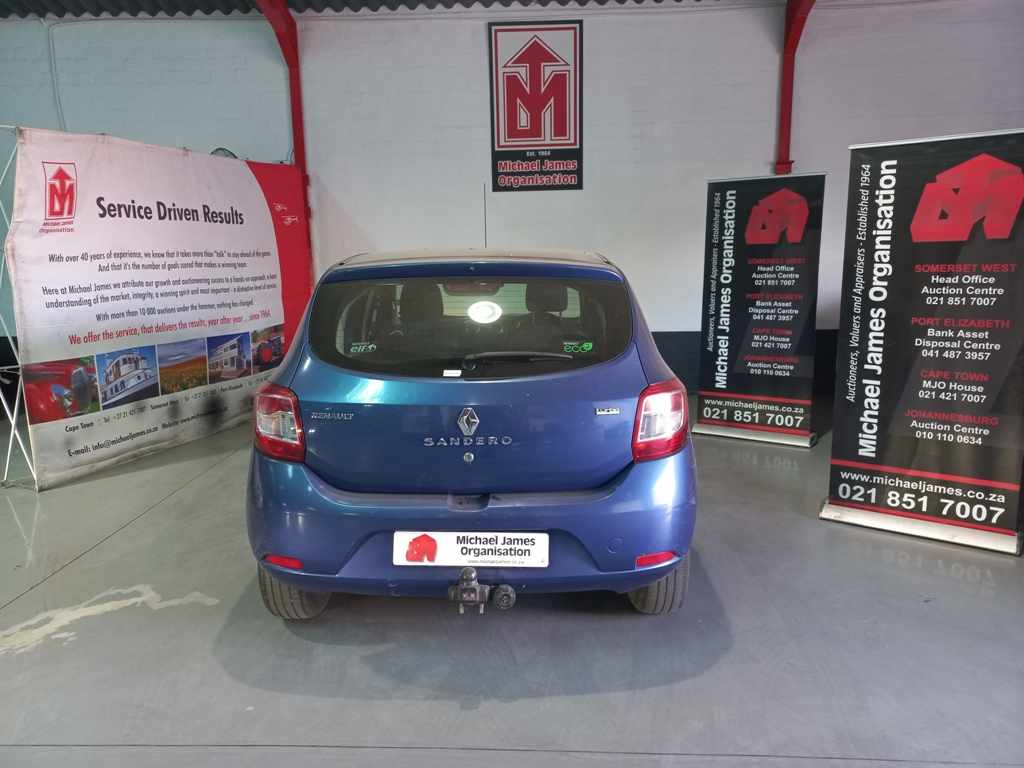 2015 Renault Sandero 900 T thumbnail 4