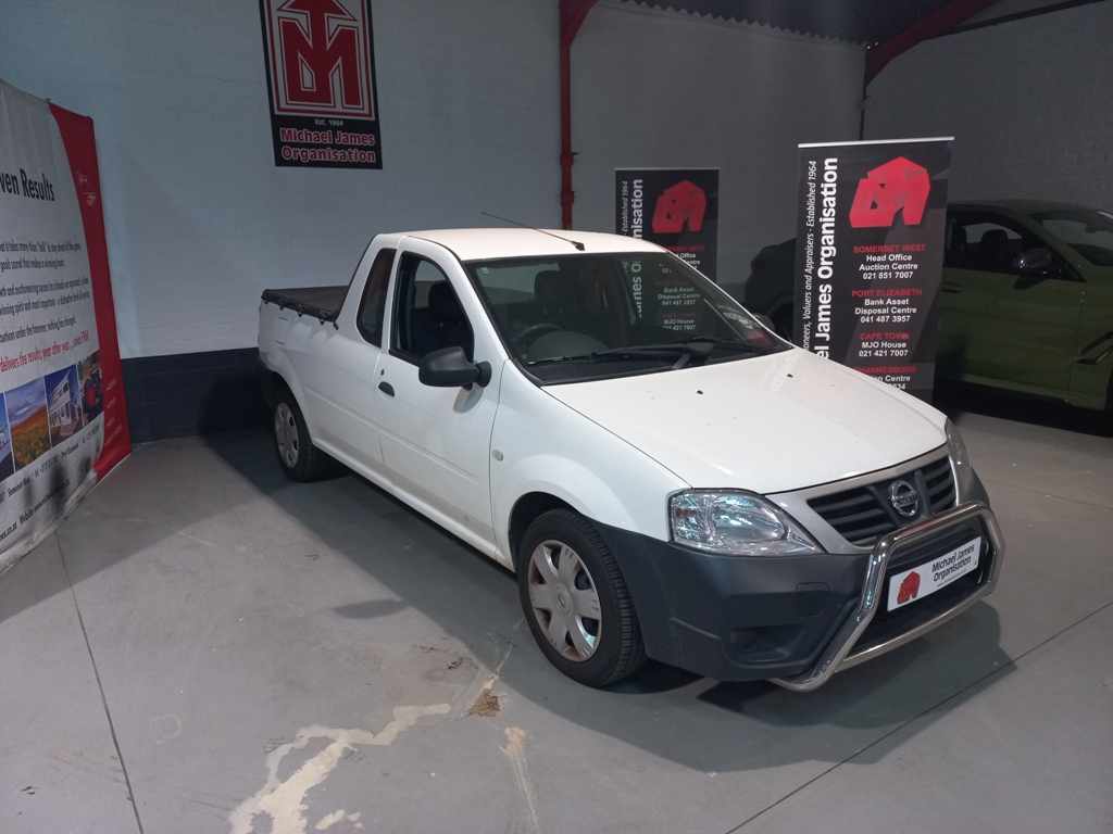 2013 Nissan NP200 1.6 P/U S/C thumbnail 3