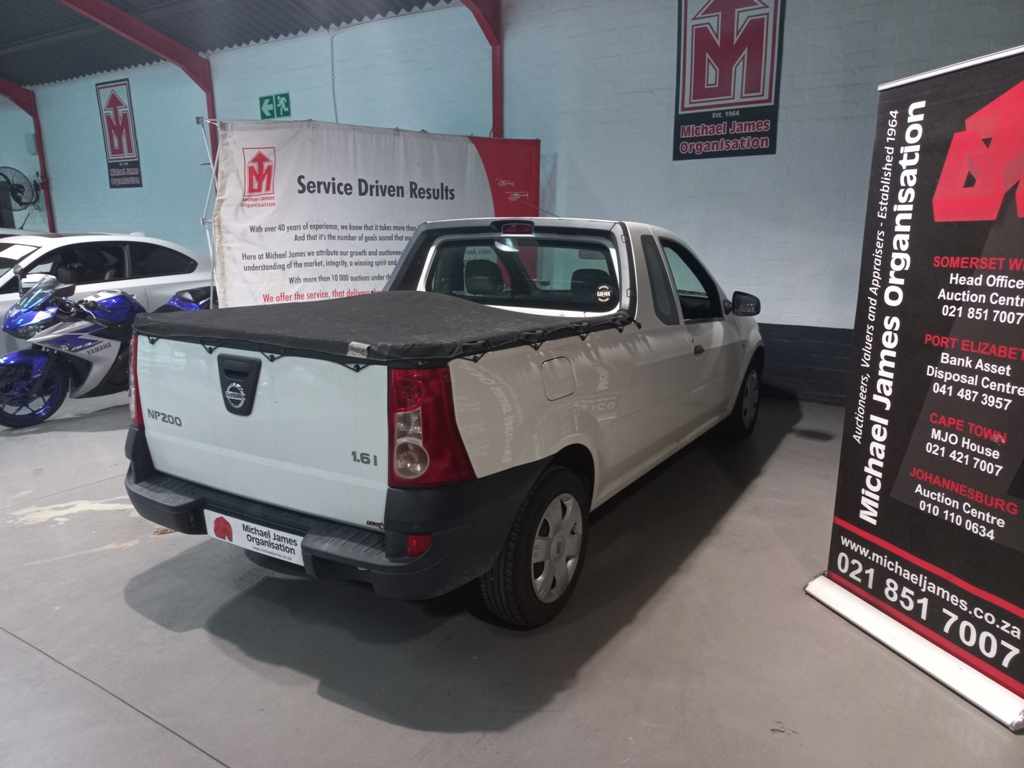 2013 Nissan NP200 1.6 P/U S/C thumbnail 5
