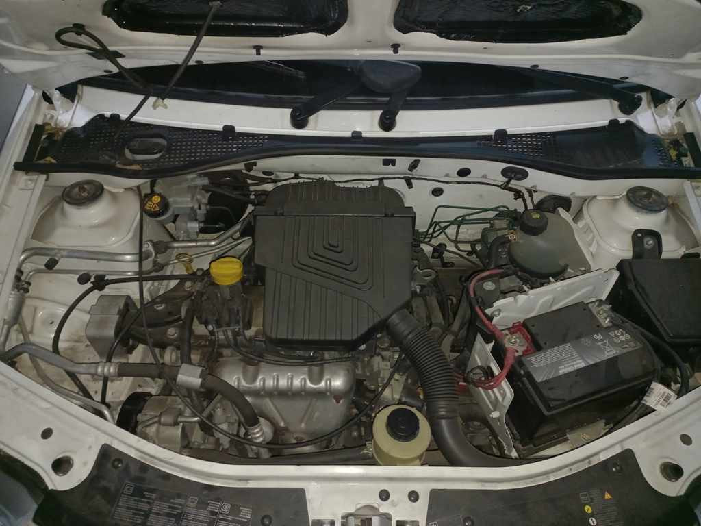 2013 Nissan NP200 1.6 P/U S/C thumbnail 9