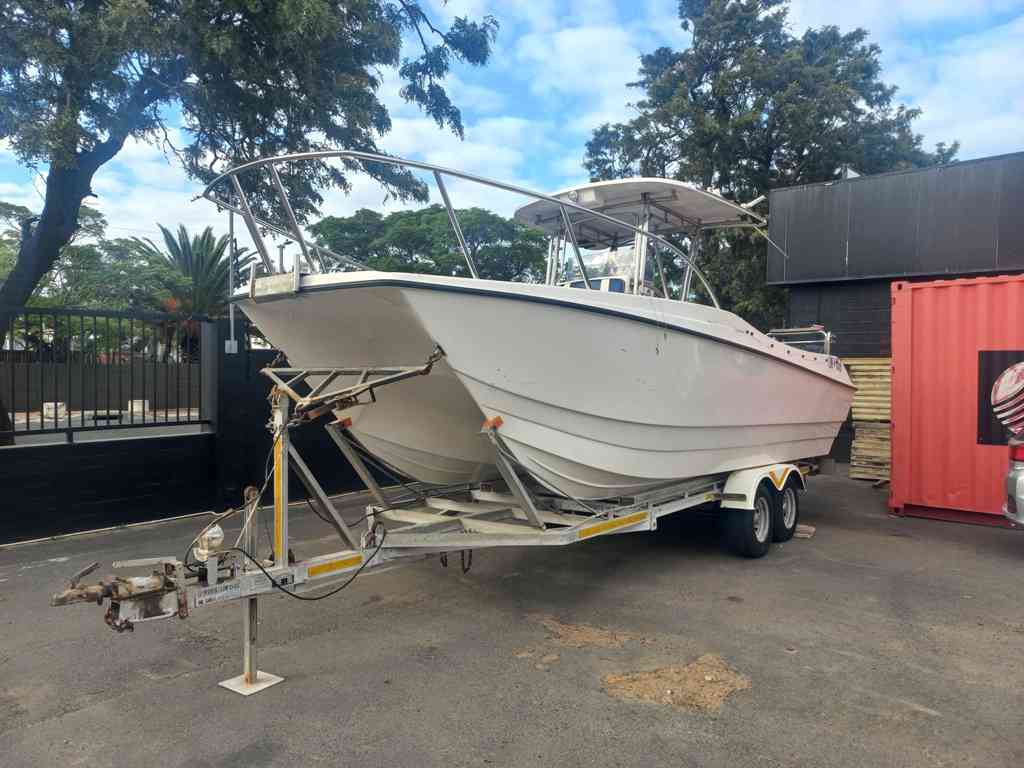 2010 8.3m Novacat Marine Sport Fishing Boat With 2 Suzuki 140HP Four Stroke Outboard Engines