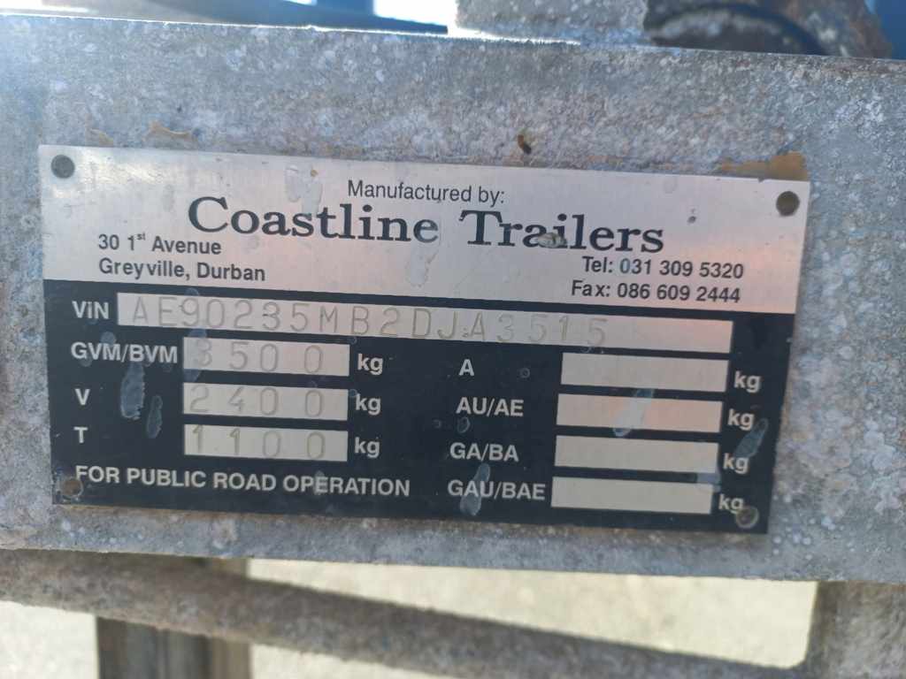2010 8.3m Novacat Marine Sport Fishing Boat With 2 Suzuki 140HP Four Stroke Outboard Engines thumbnail 11