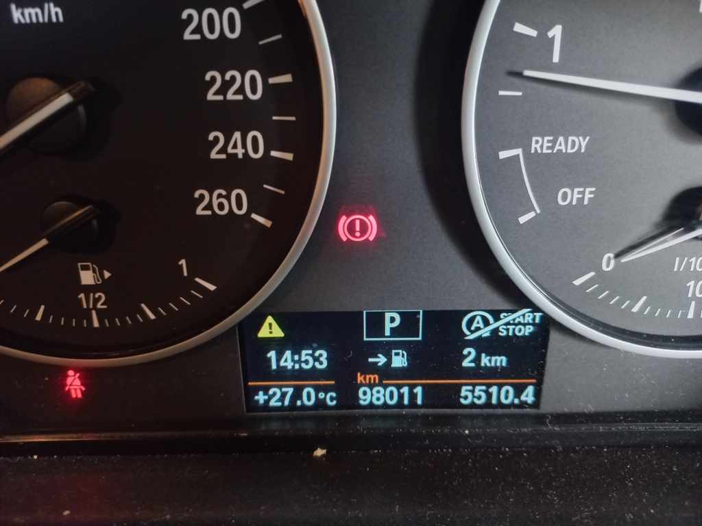 2017 BMW 120i A/T thumbnail 8