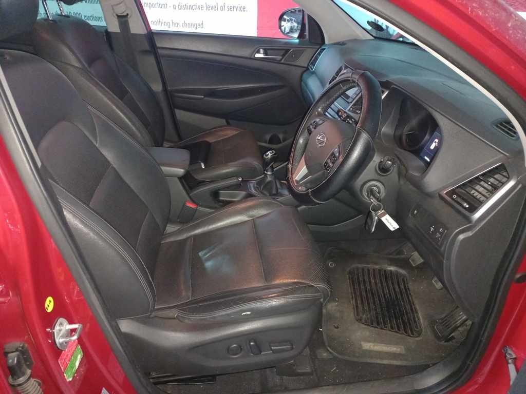 2016 Hyundai Tucson 1.6 TGDI thumbnail 9