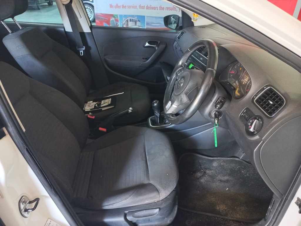 2013 VW Polo 1.4 thumbnail 7