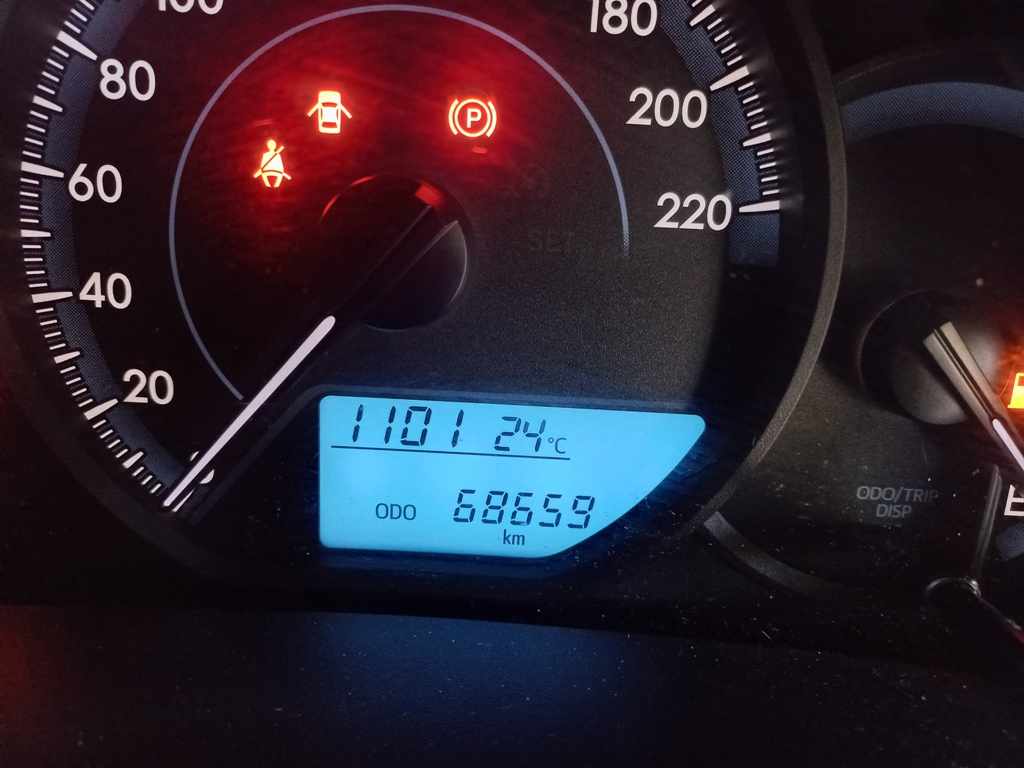 2019 Toyota Yaris 1.5 thumbnail 8