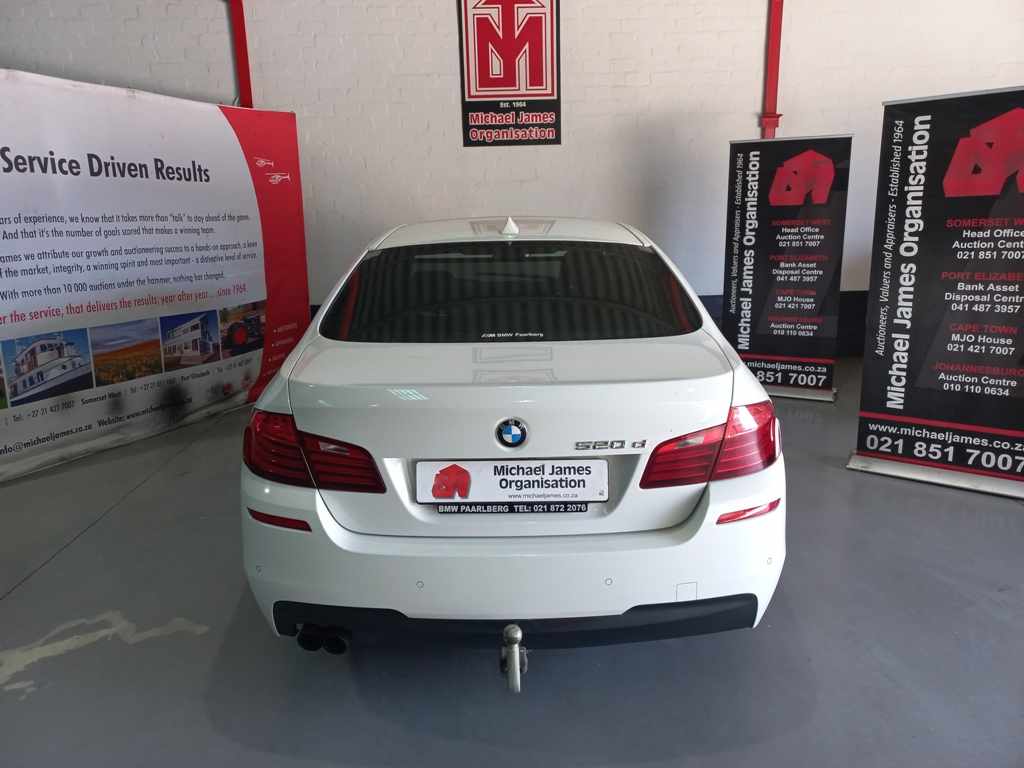 2016 BMW 520D A/T M Sport thumbnail 4