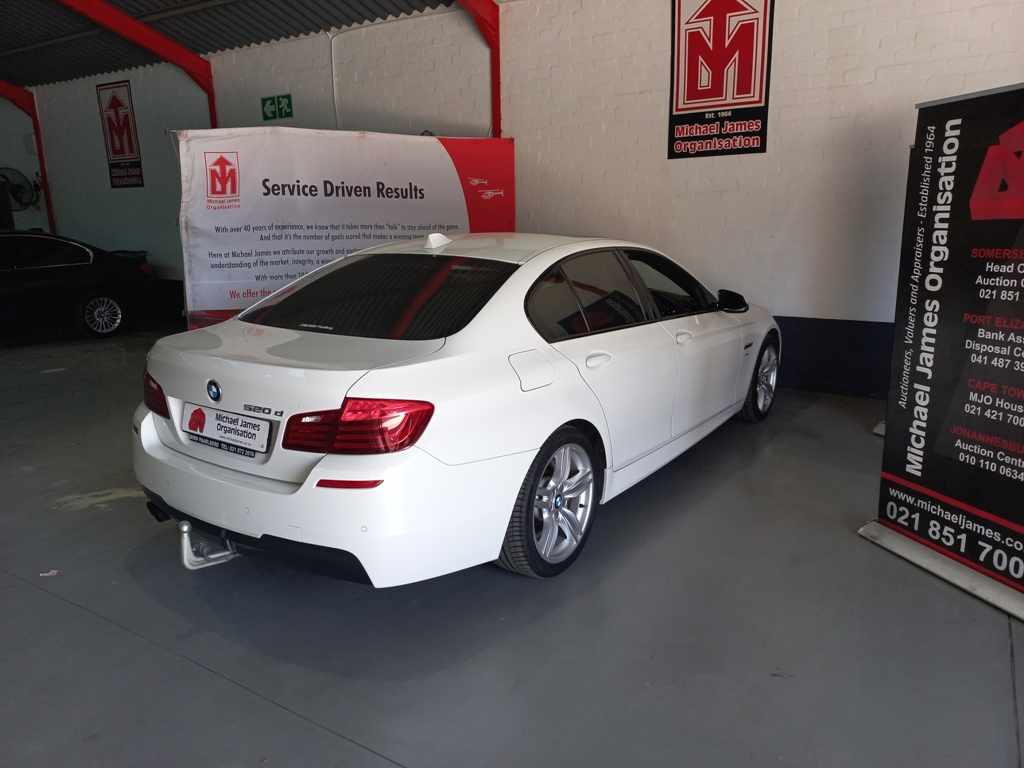 2016 BMW 520D A/T M Sport thumbnail 5