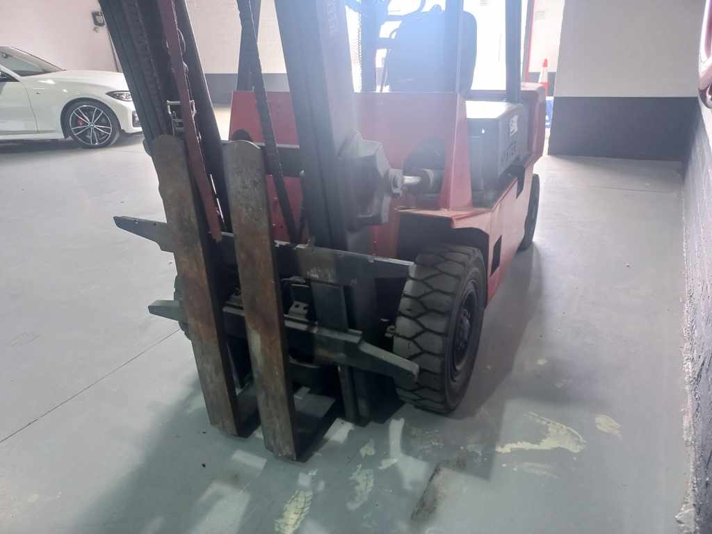 1990 Hyster Forklift (NON RUNNER) thumbnail 2