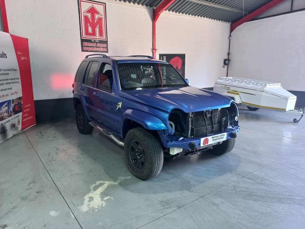 2003 Jeep Cherokee 3.7 A/T thumbnail 3