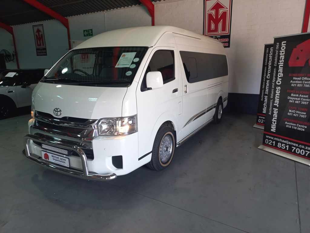 2015 Toyota Quantum Hiace 2.5 D-4D 14 Seat thumbnail 2