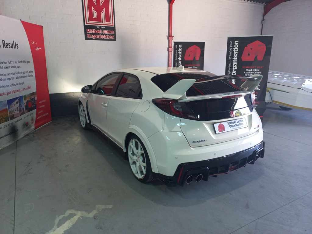 2016 Honda Civic 2.0 Type R thumbnail 6