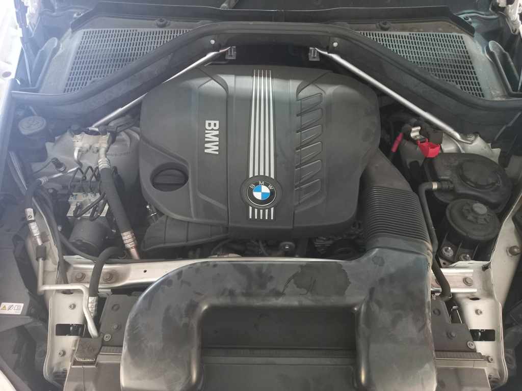 2013 BMW X5 3.0D A/T thumbnail 8