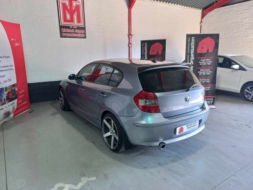 2005 BMW 120i thumbnail 6