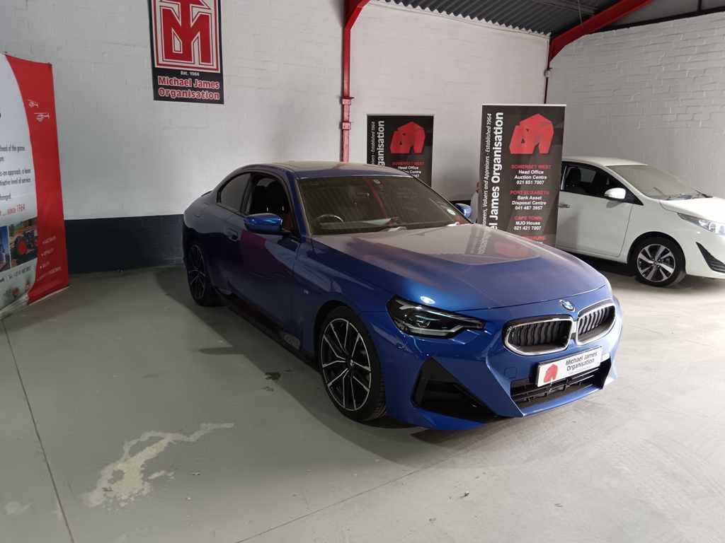 2023 BMW 220d Coupe M SPORT A/T thumbnail 3