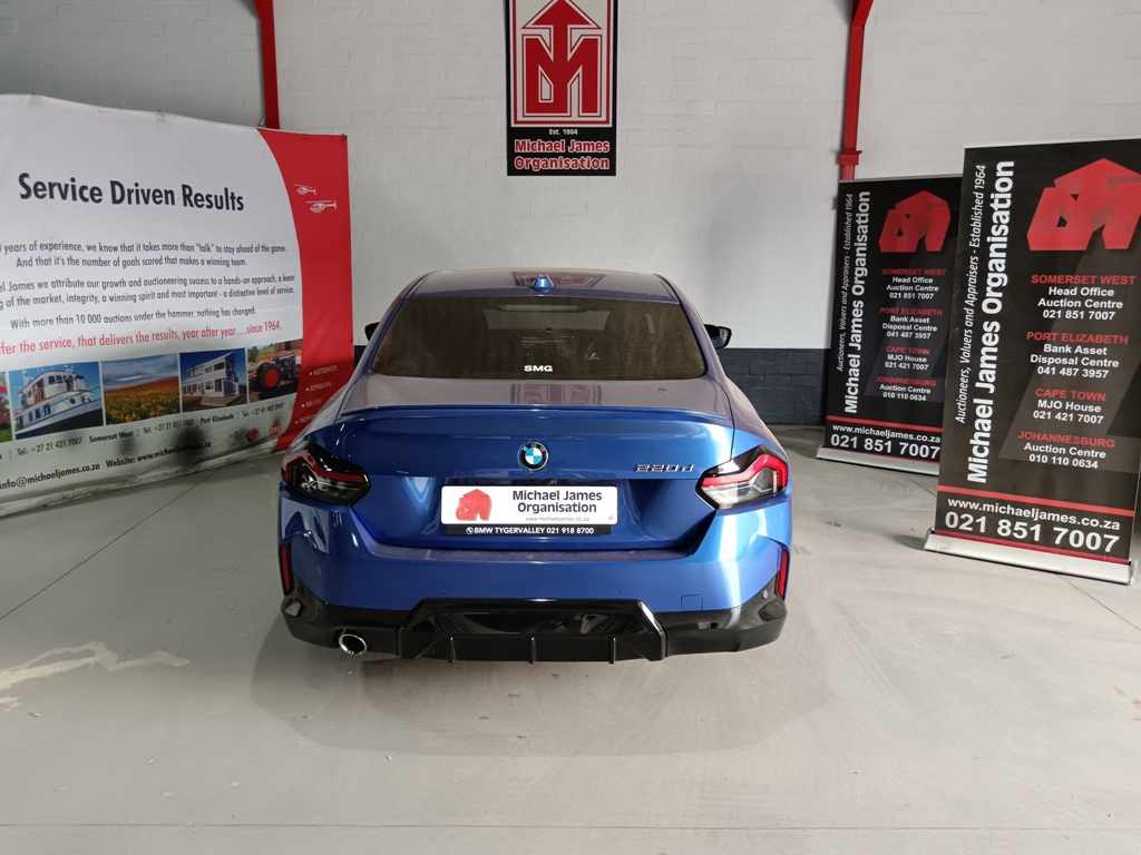 2023 BMW 220d Coupe M SPORT A/T thumbnail 4