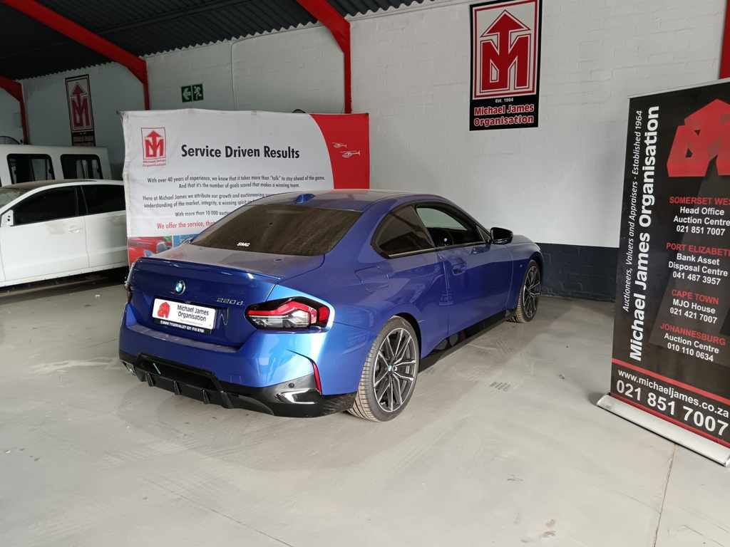 2023 BMW 220d Coupe M SPORT A/T thumbnail 5