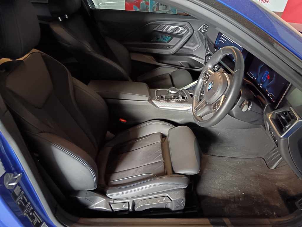 2023 BMW 220d Coupe M SPORT A/T thumbnail 7
