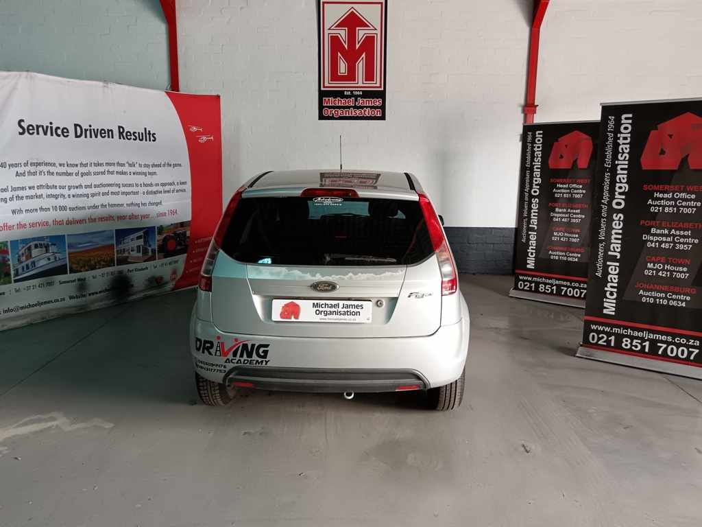 2013 Ford Figo 1.4 thumbnail 4