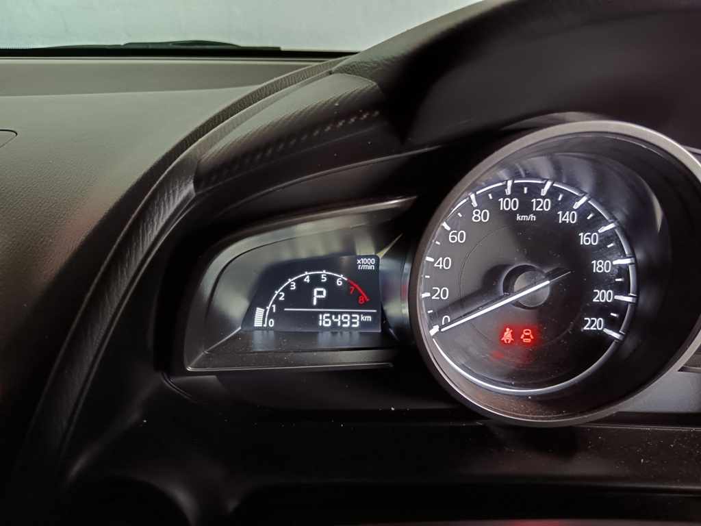 2022 Mazda 2 1.5 thumbnail 8