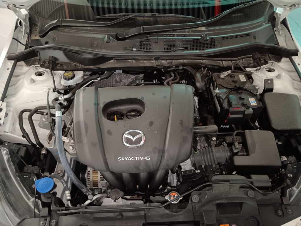 2022 Mazda 2 1.5 thumbnail 9
