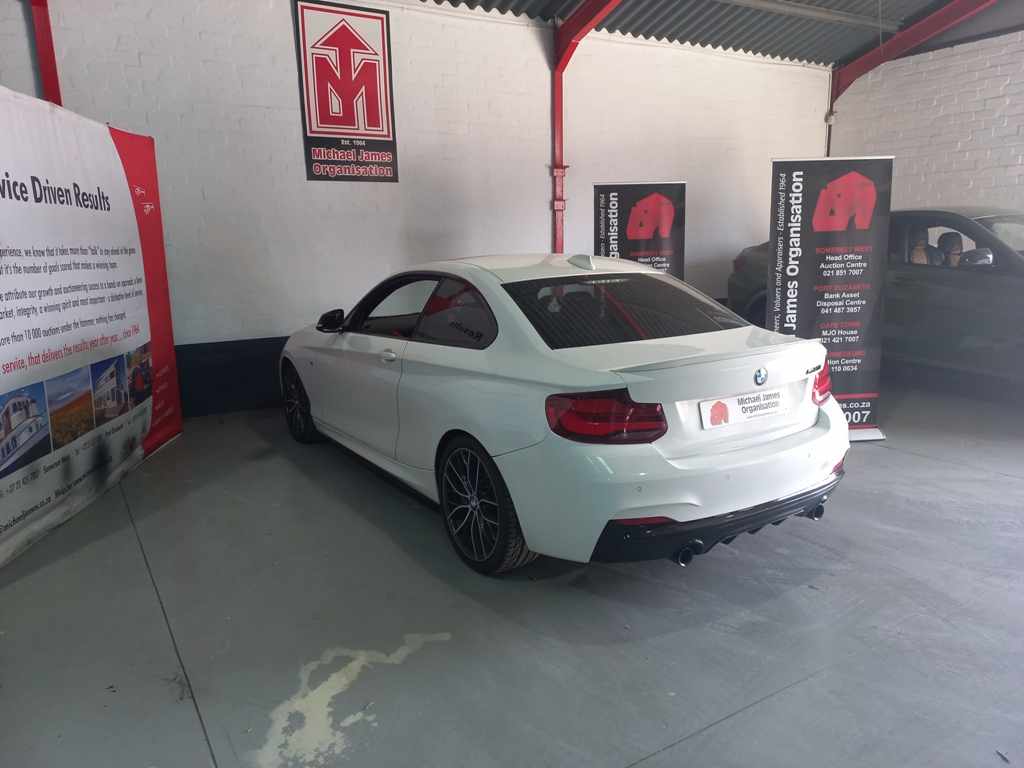 2018 BMW M240i A/T thumbnail 6