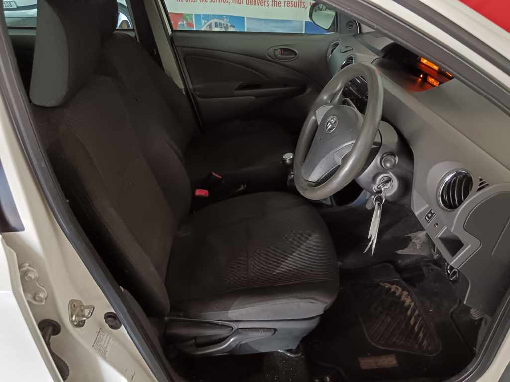 2020 Toyota Etios 1.5 SPRINT thumbnail 7