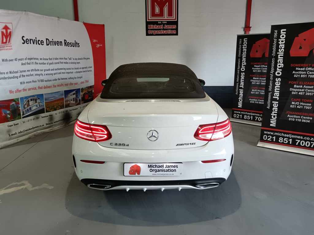 2018 Mercedes-Benz C220d A/T thumbnail 4