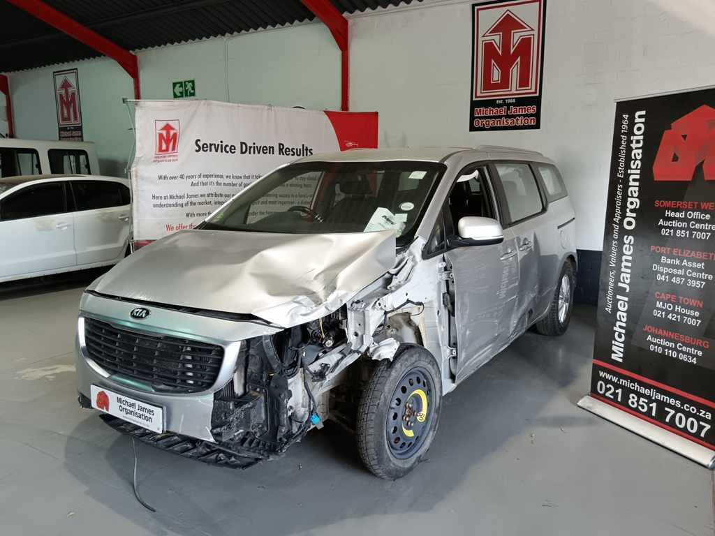 2015 Kia Sedona 2.2D A/T thumbnail 2
