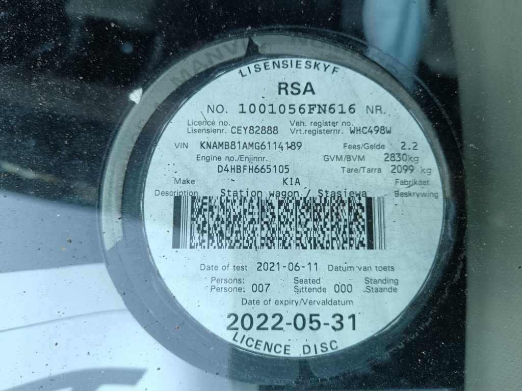 2015 Kia Sedona 2.2D A/T thumbnail 10