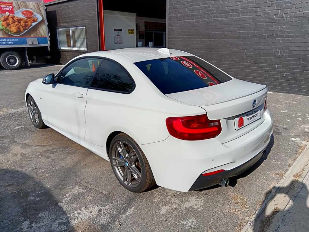 2014 BMW M235i A/T thumbnail 6