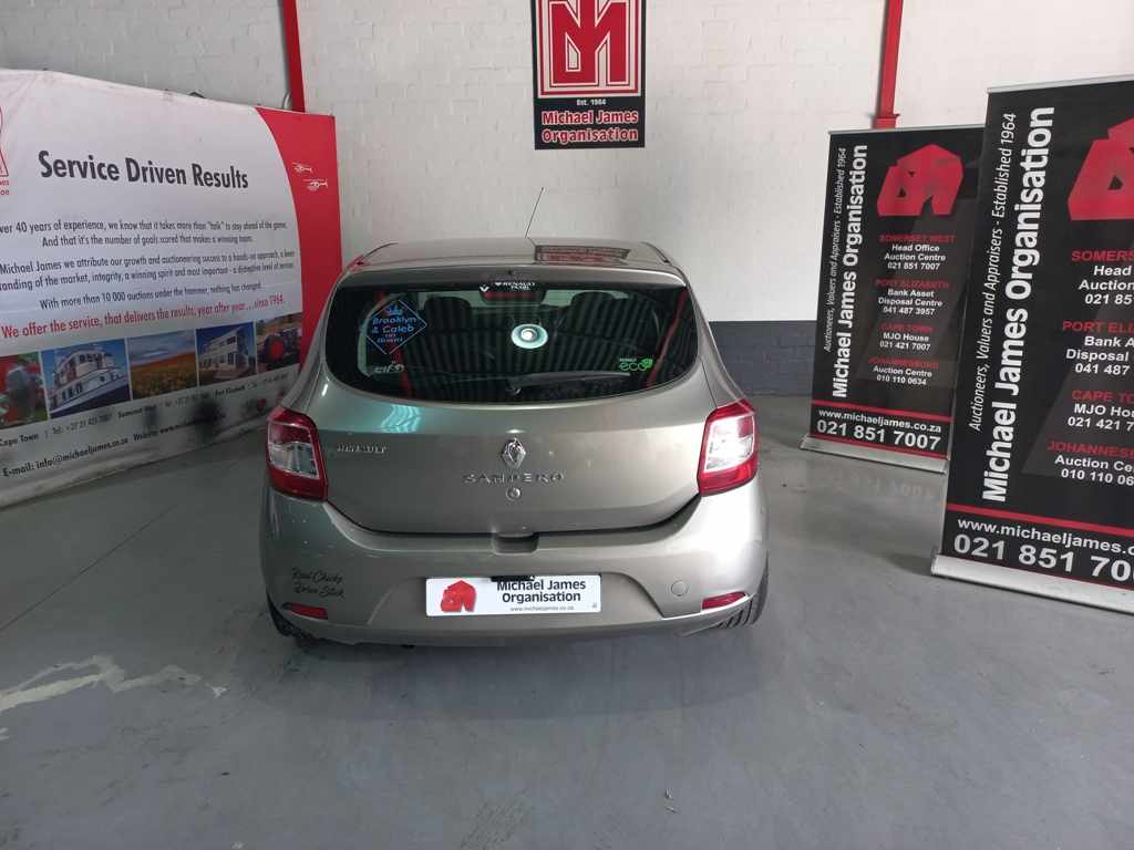 2016 Renault Sandero 900 T thumbnail 4