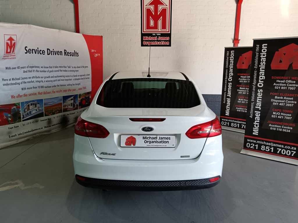2017 Ford Focus 1.0 Ecoboost thumbnail 4