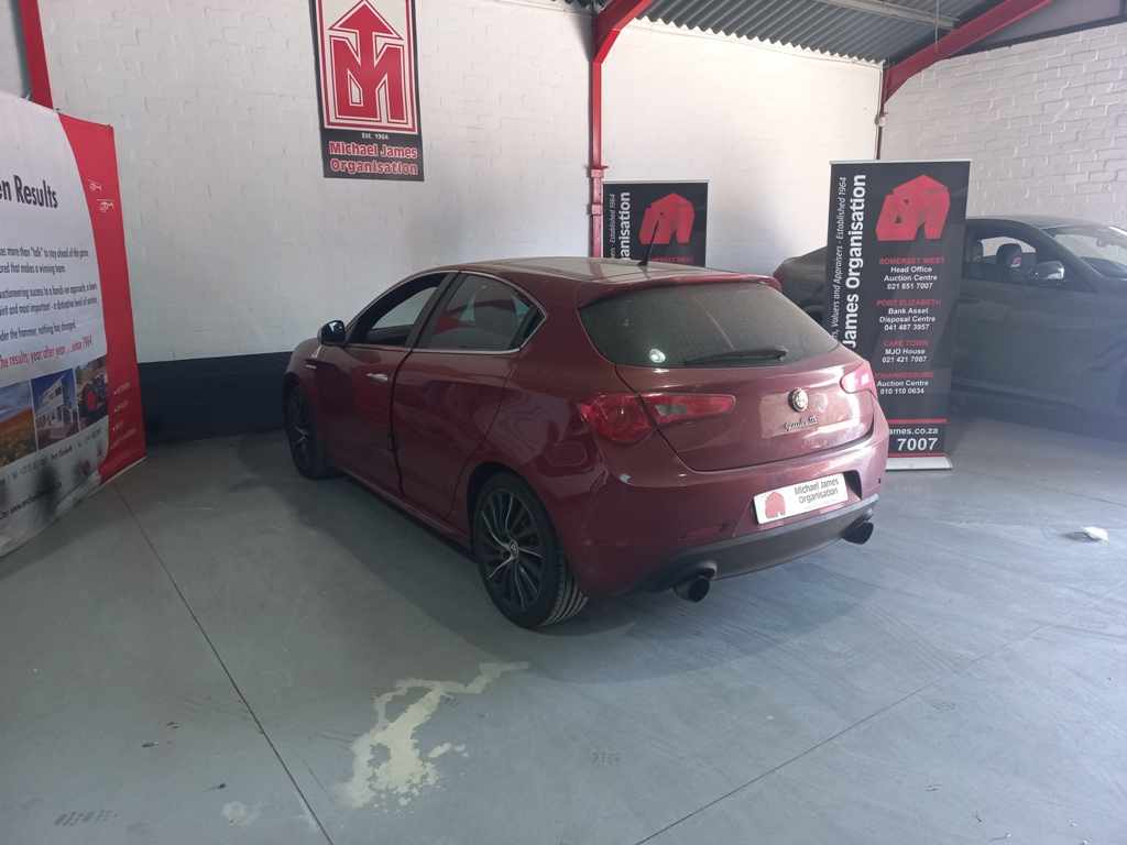 2011 Alfa Romeo Giulietta 1.8T thumbnail 6