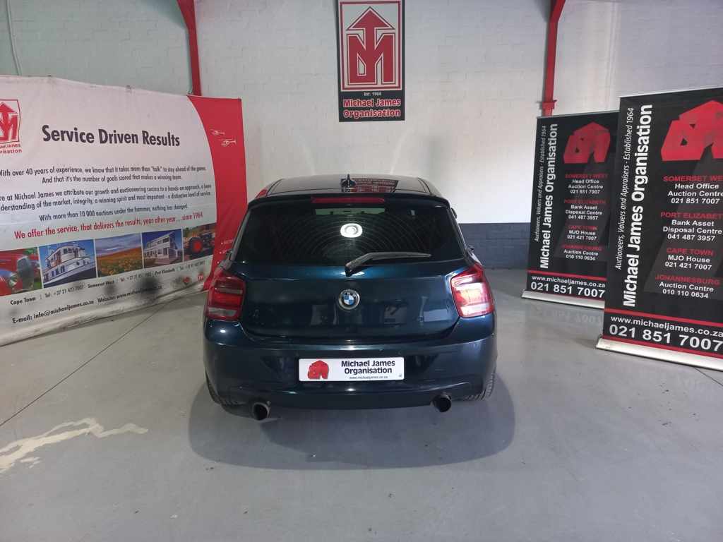 2011 BMW 118i SPORT LINE thumbnail 4