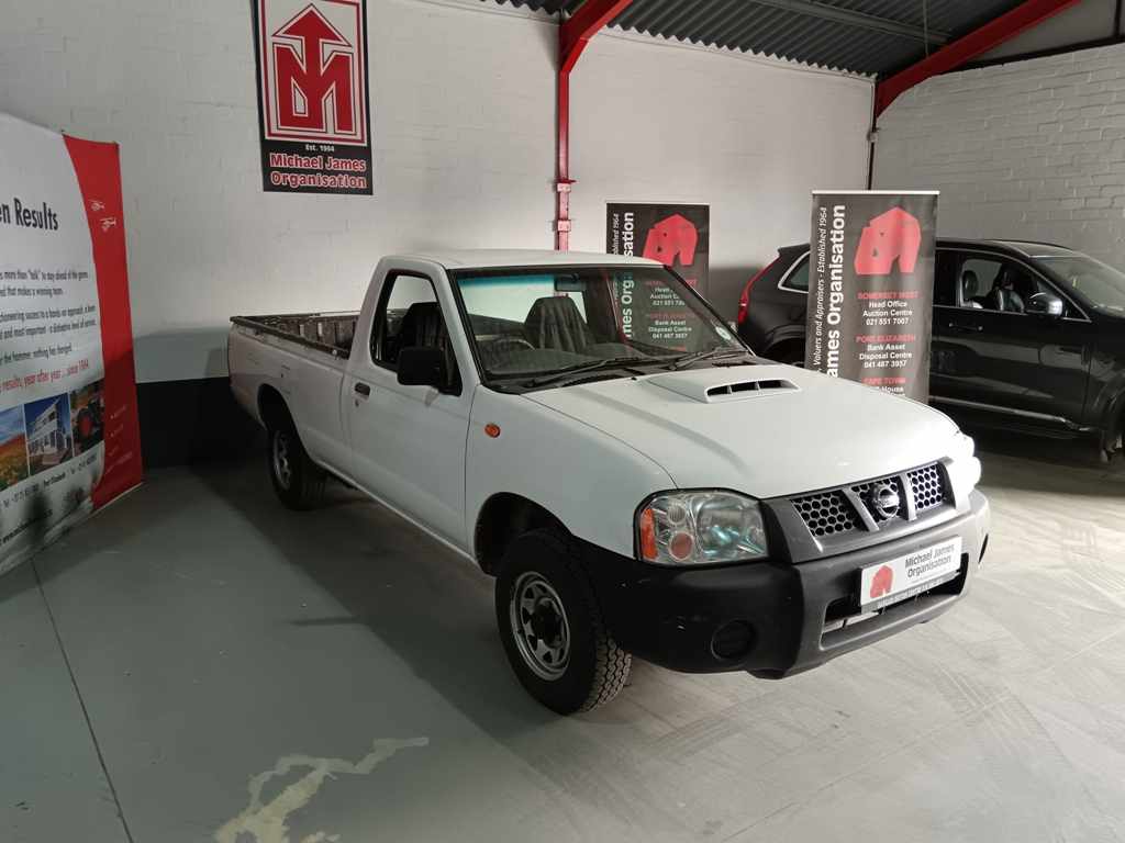 2018 Nissan NP300 2.5 TDi LWB thumbnail 3