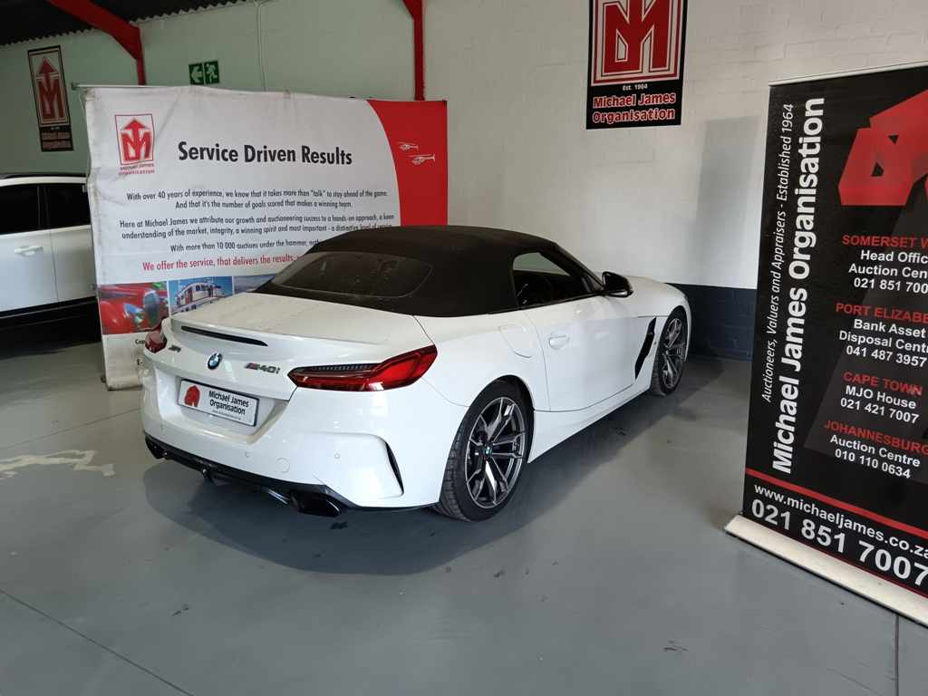 2021 BMW Z4 M40i thumbnail 5