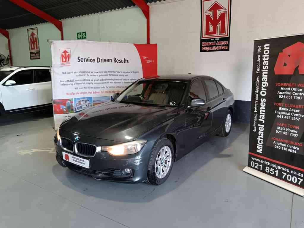 2012 BMW 320i A/T