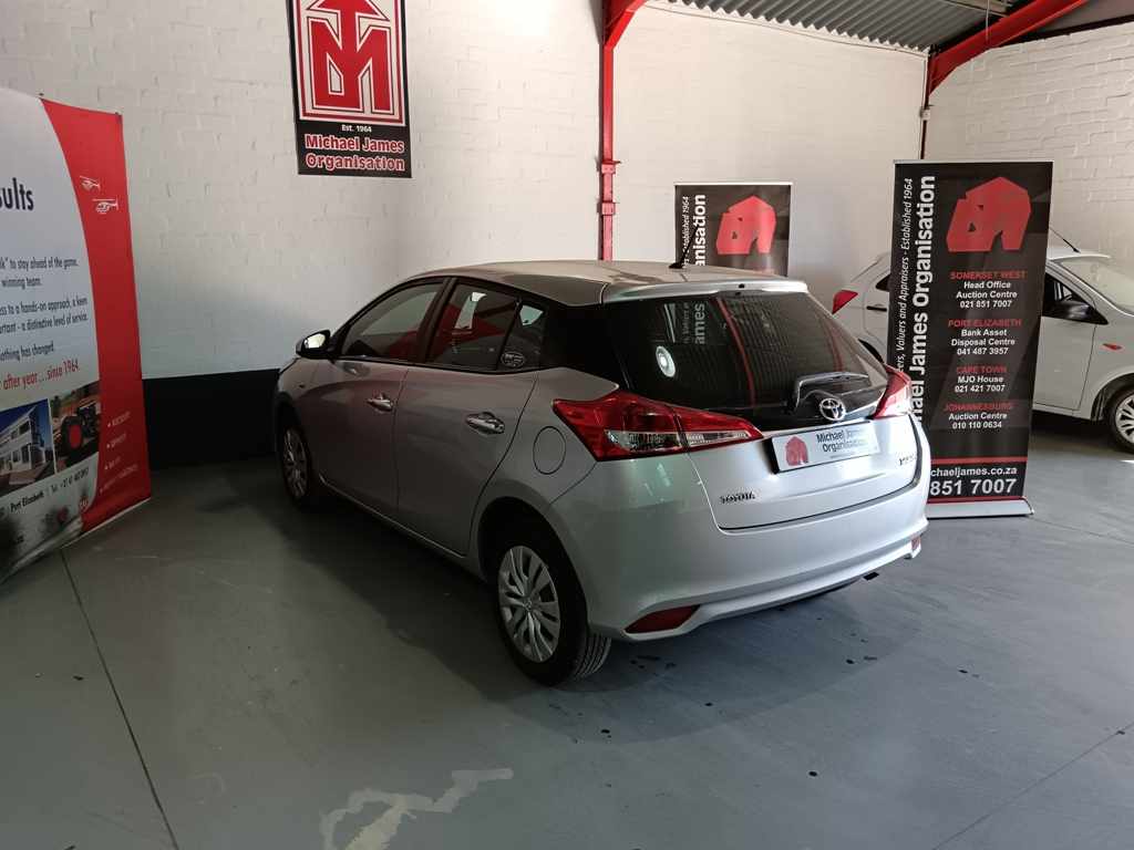 2020 Toyota Yaris 1.5 thumbnail 6