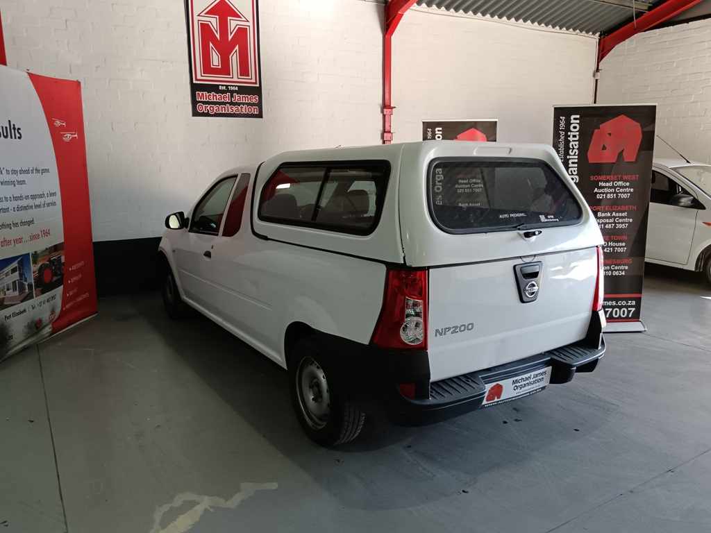 2021 Nissan NP200 1.6 P/U S/C thumbnail 6