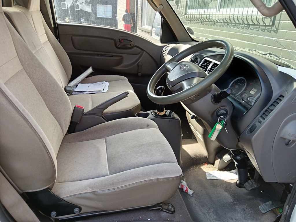 2018 Hyundai H100 2.6D F/C C/C thumbnail 7