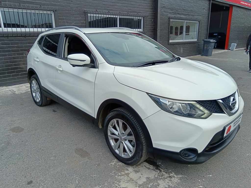 2015 Nissan Qashqai 1.2T thumbnail 3