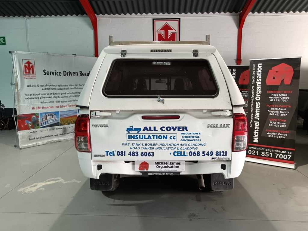 2017 TOYOTA HILUX 2.4 GD-6 P/U S/C thumbnail 4