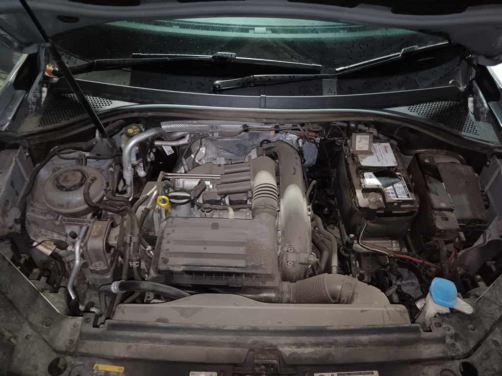 2018 VOLKSWAGEN TIGUAN 1.4 TSI thumbnail 9